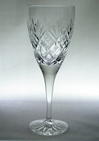 royal_doulton_crystal_elizabeth_wine_glass